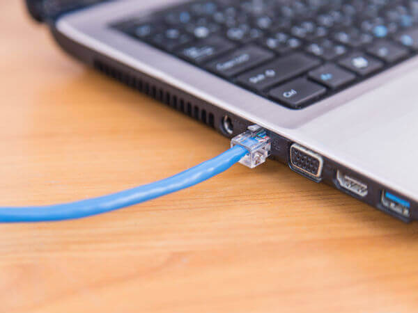 how to connect ethernet cable to pc