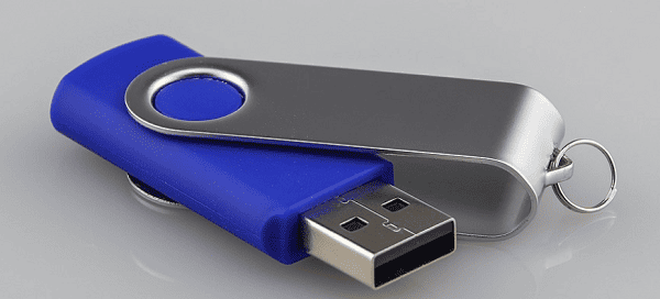 insert-the-usb-drive